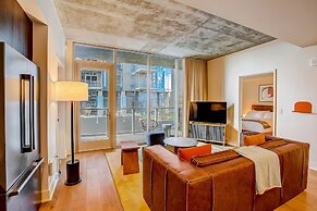 Luxury Stay on Rainey St