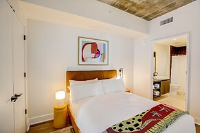 Luxury Stay on Rainey St