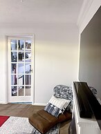 Immaculate 2-bed Apartment in Rochester