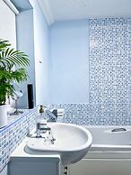 Immaculate 2-bed Apartment in Rochester