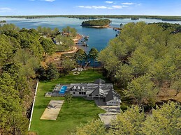 Blanca Bay on Brawley