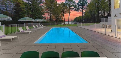 Blanca Bay on Brawley