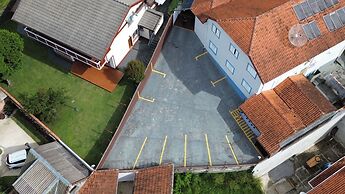 pousada ararinha azul