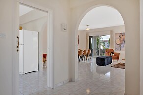 Phaedrus Living Coral Bay Luxury Villa