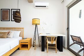 Serenity Terraces Beach Hotel-Kokrobite