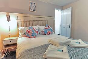 Beautiful 3-bed Cottage in Burnham-on-crouch