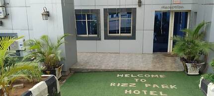 Rizz Park Hotel & Event Center