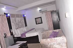 Rizz Park Hotel & Event Center