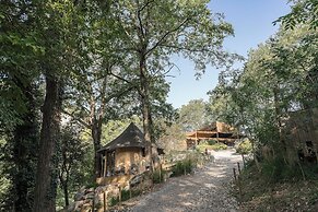 Prehistoric Lodge