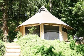 Prehistoric Lodge