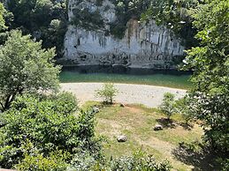 Prehistoric Lodge