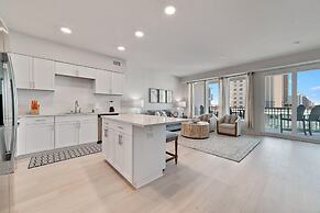 Charming 2bd/1.5ba Beachfront Condo w/ Pool View