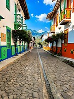 Casa Cedrela Hotel Boutique - Cauca Viejo - Mayores de 14 años