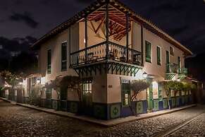 Casa Cedrela Hotel Boutique - Cauca Viejo - Mayores de 14 años