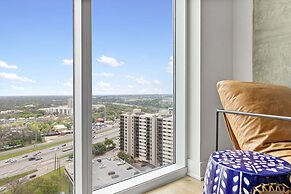 Luxe Condo in Downtown Austin