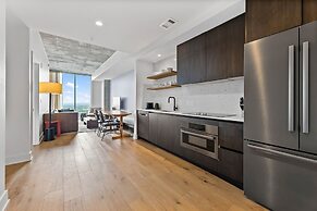 Luxe Condo in Downtown Austin