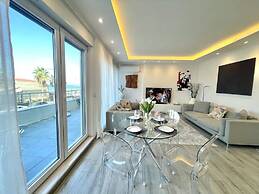 Currila Beach Trendy Relax Lifestyle