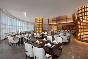 Days Hotel By Wyndham Fangchenggang Bailang Beach