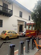 Hotel Urban Center Bogota