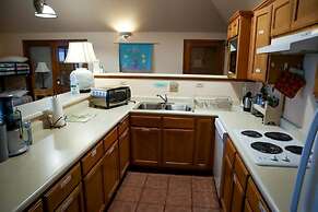 Ashland Commons Hostel