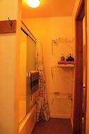 Ashland Commons Hostel