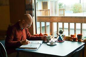 Ashland Commons Hostel