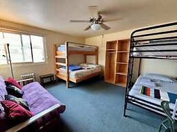 Ashland Commons Hostel