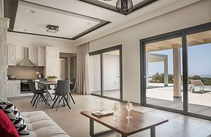 Villa Anelle in Karavados