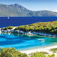 Synthesis in Lefkada