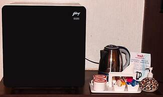 THE KASTURI HOTEL & RESTURANT