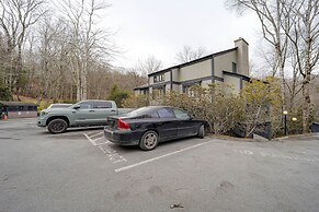 Sugar Mountain Ski Retreat: Walk to Chairlift!