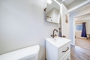 Conneaut Lake Apartment < 1 Mi to Waterfront!