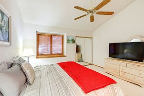 Cozy Flagstaff Retreat w/ Balcony & Mtn View!