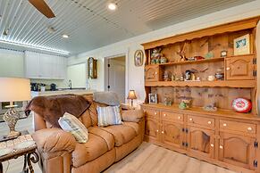 Alabama Lakefront Getaway w/ Kayaks & Patio