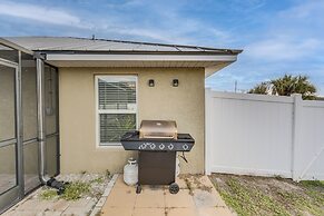 Port Charlotte Home w/ Screened Pool Near Golf!