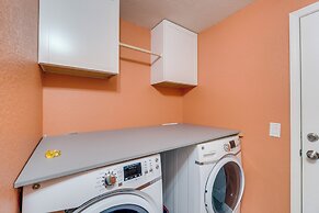 Port Charlotte Home w/ Screened Pool Near Golf!