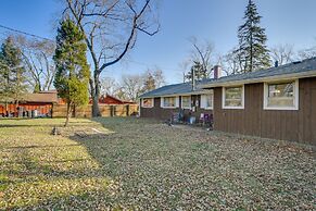 Country Club Hills Home: Walk to Rec Center!