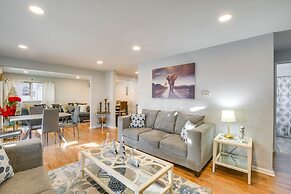 Country Club Hills Home: Walk to Rec Center!