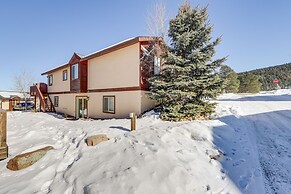 Angel Fire Townhome w/ Hot Tub: 2 Mi to Ski Resort
