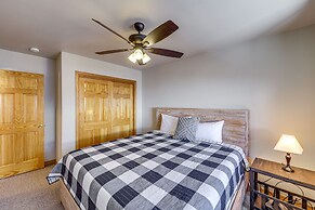 Angel Fire Townhome w/ Hot Tub: 2 Mi to Ski Resort