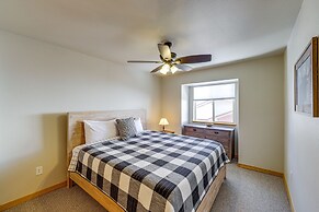 Angel Fire Townhome w/ Hot Tub: 2 Mi to Ski Resort