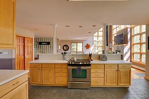 Spacious Townhome Near Main St & Lake Dillon!