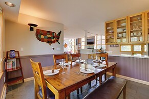 Spacious Townhome Near Main St & Lake Dillon!