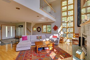 Spacious Townhome Near Main St & Lake Dillon!