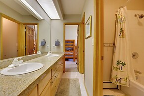 Spacious Townhome Near Main St & Lake Dillon!