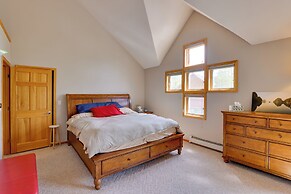 Spacious Townhome Near Main St & Lake Dillon!