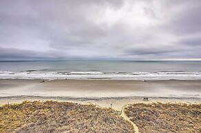 Oceanfront North Myrtle Beach Condo w/ Indoor Pool