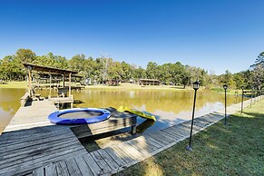 Lake Livingston Home w/ Dock & Deck!