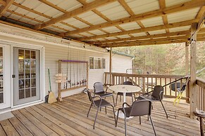 Lake Livingston Home w/ Dock & Deck!