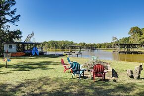Lake Livingston Home w/ Dock & Deck!